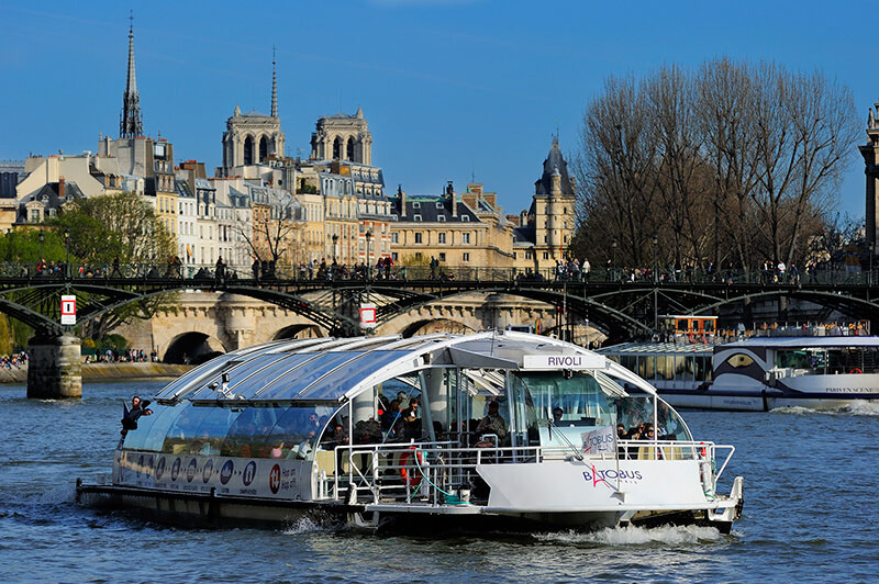 Bateaux bus 